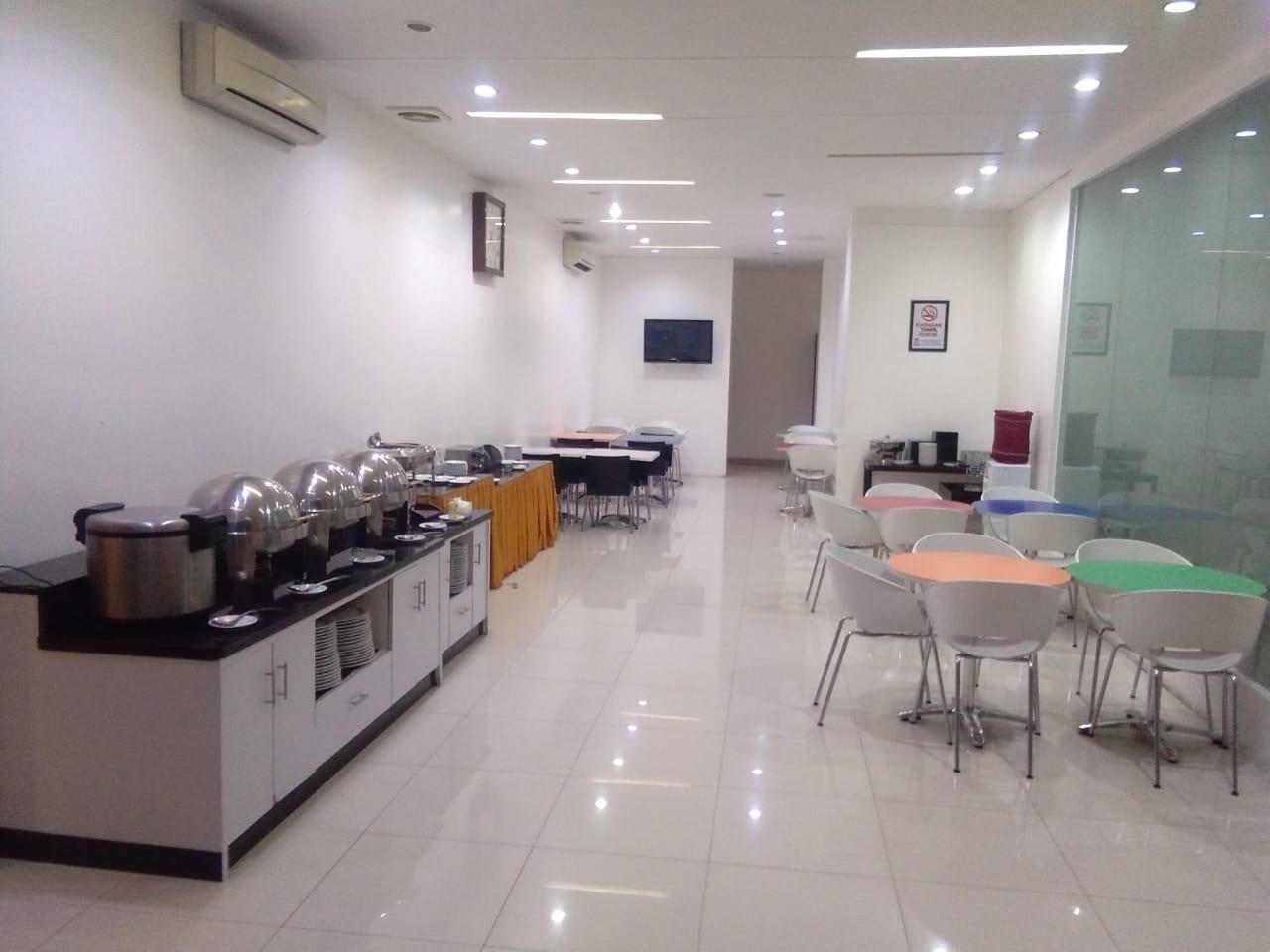 Amaris Hotel Panakkukang Makassar Luaran gambar